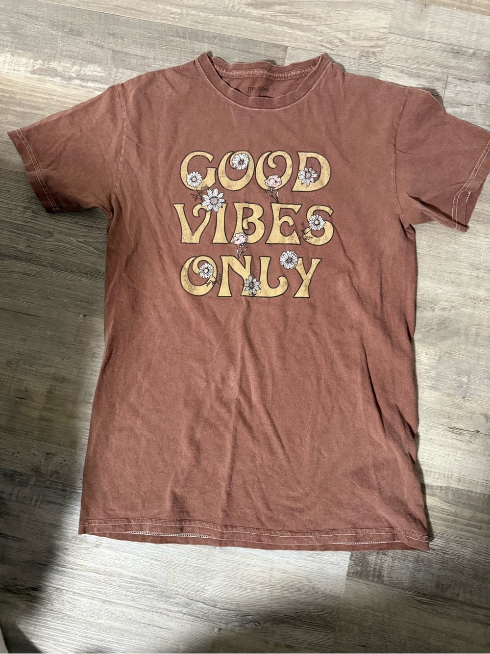 Maurices Rust Graphic 'Good Vibes Only' Tee